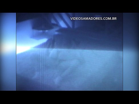 ❤️ Ir-raġel jiffilmja lill-mara tal-ġar u jsib li hu cuckold Porn iebes f'mt.bestsexporno.ru ❌